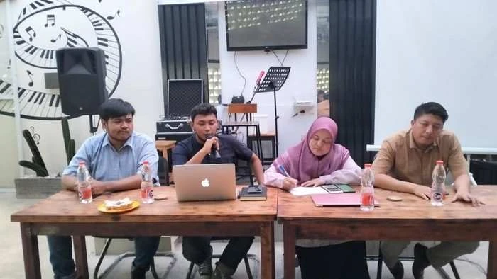 Studi IPRC di Banten Menunjukkan bahwa 52,8?ri Responden Merasa Puas Dengan Kinerja Wahidin, Sementara 29,5?ri Mereka Puas Dengan Kinerja Muktabar.