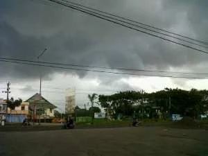 BMKG: 7 Wilayah di Banten Waspada Potensi Hujan Lebat Disertai Petir dan Angin Kencang