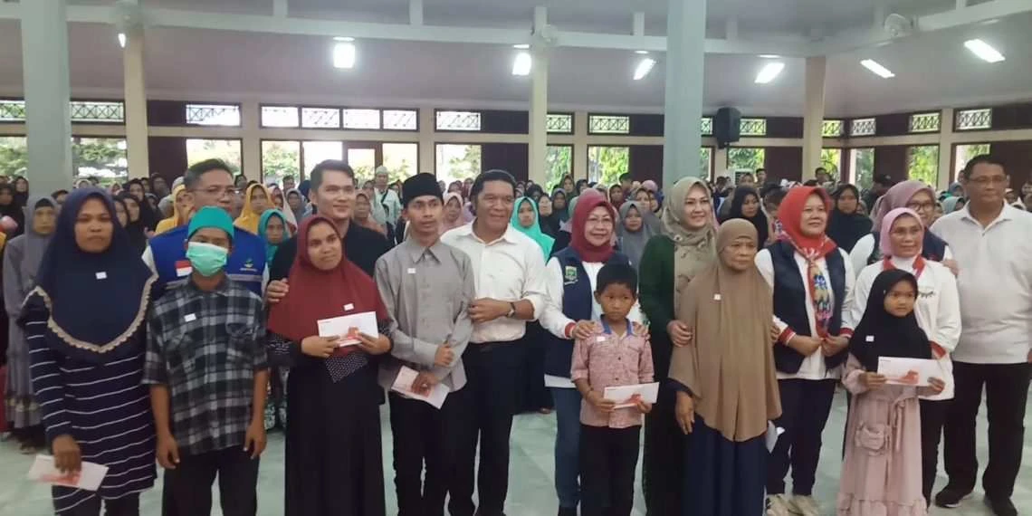 Pemprov Banten Salurkan Bansos Sebanyak 27.500, Untuk Kemiskinan Ekstrem di Pandeglang